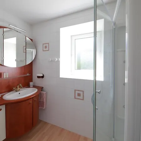Gîte La Loge des Fées Latillé Esterno foto