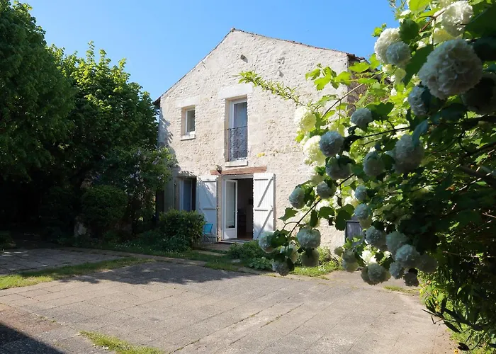 Gite La Loge Des Fees